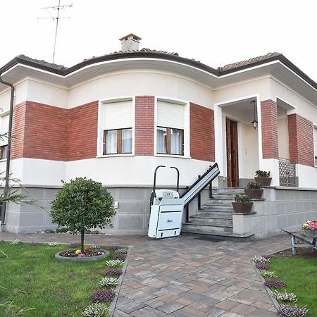 L'Agrifoglio Affittacamere Gattinara Exterior photo